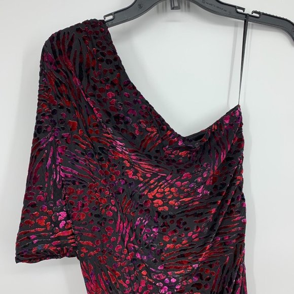 Moda International Dress Velvet One Shoulder Sleeve Leopard - Picture 3 of 11